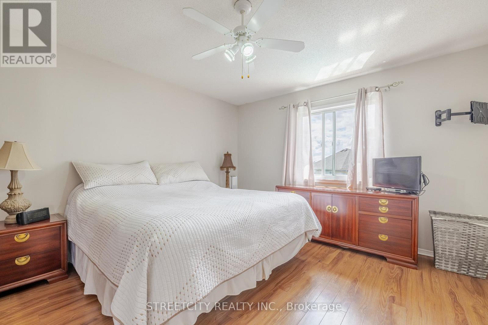 226 Andrea Crescent, Central Elgin, Ontario  N0L 1B0 - Photo 25 - X12131421