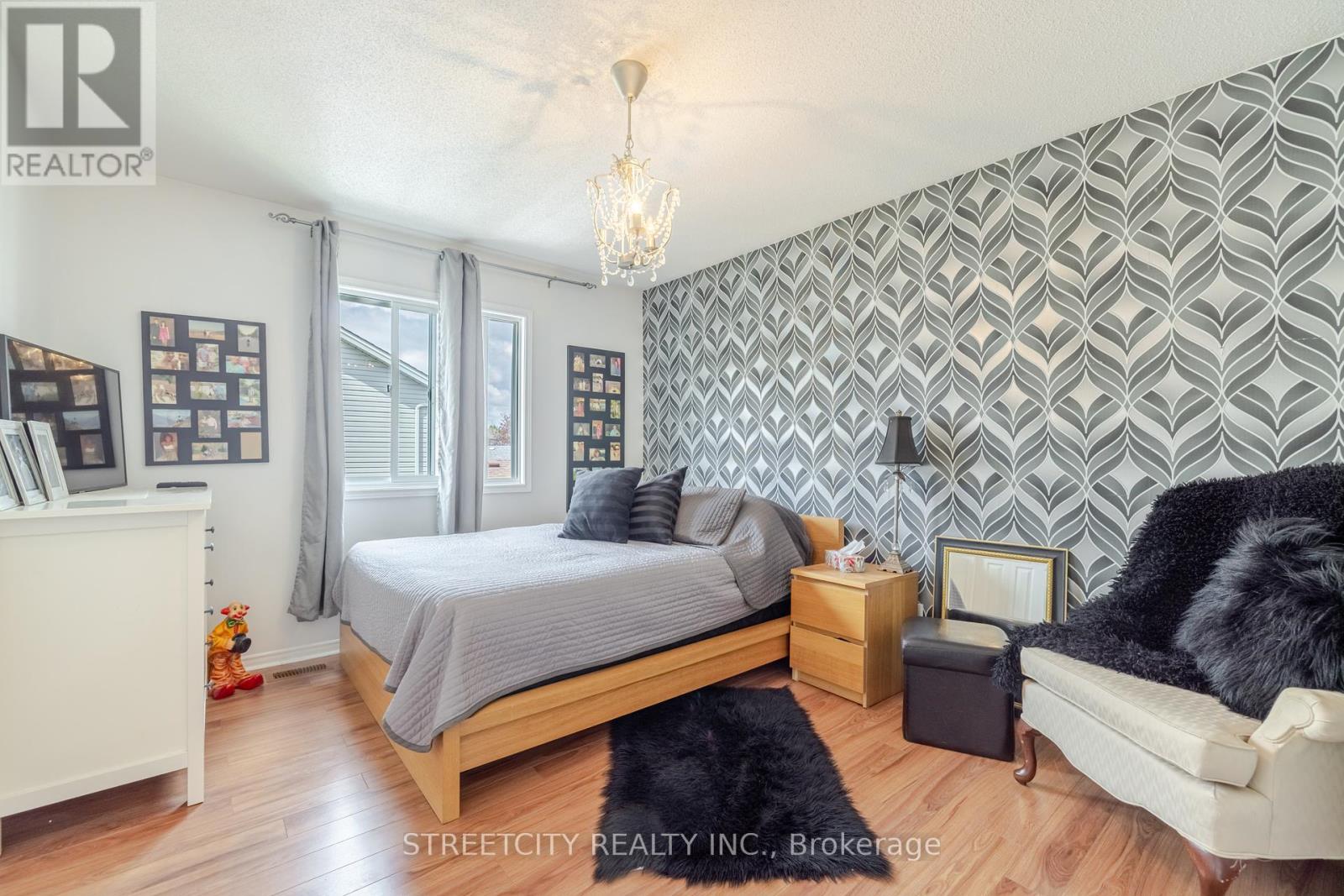 226 Andrea Crescent, Central Elgin, Ontario  N0L 1B0 - Photo 29 - X12131421