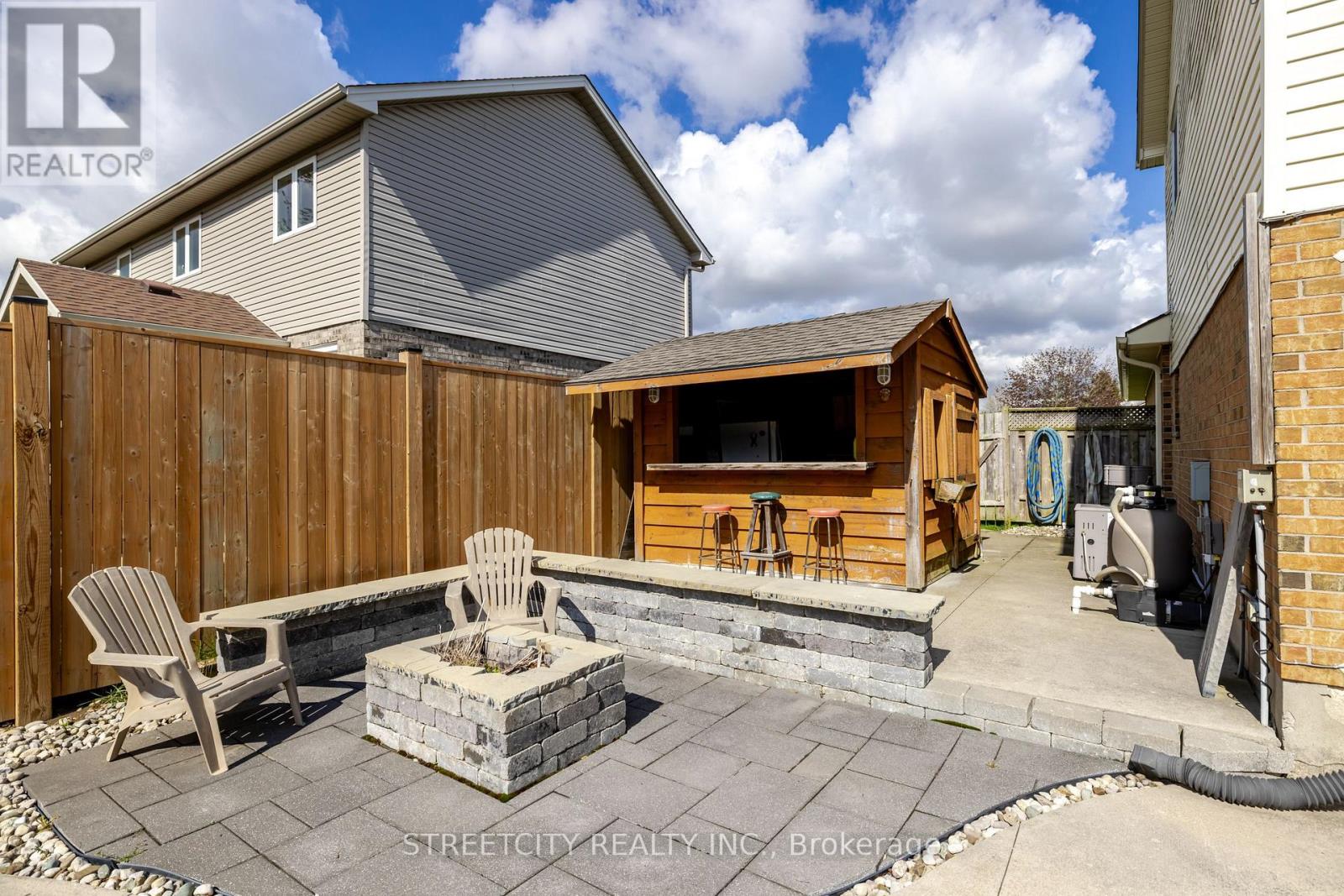 226 Andrea Crescent, Central Elgin, Ontario  N0L 1B0 - Photo 41 - X12131421