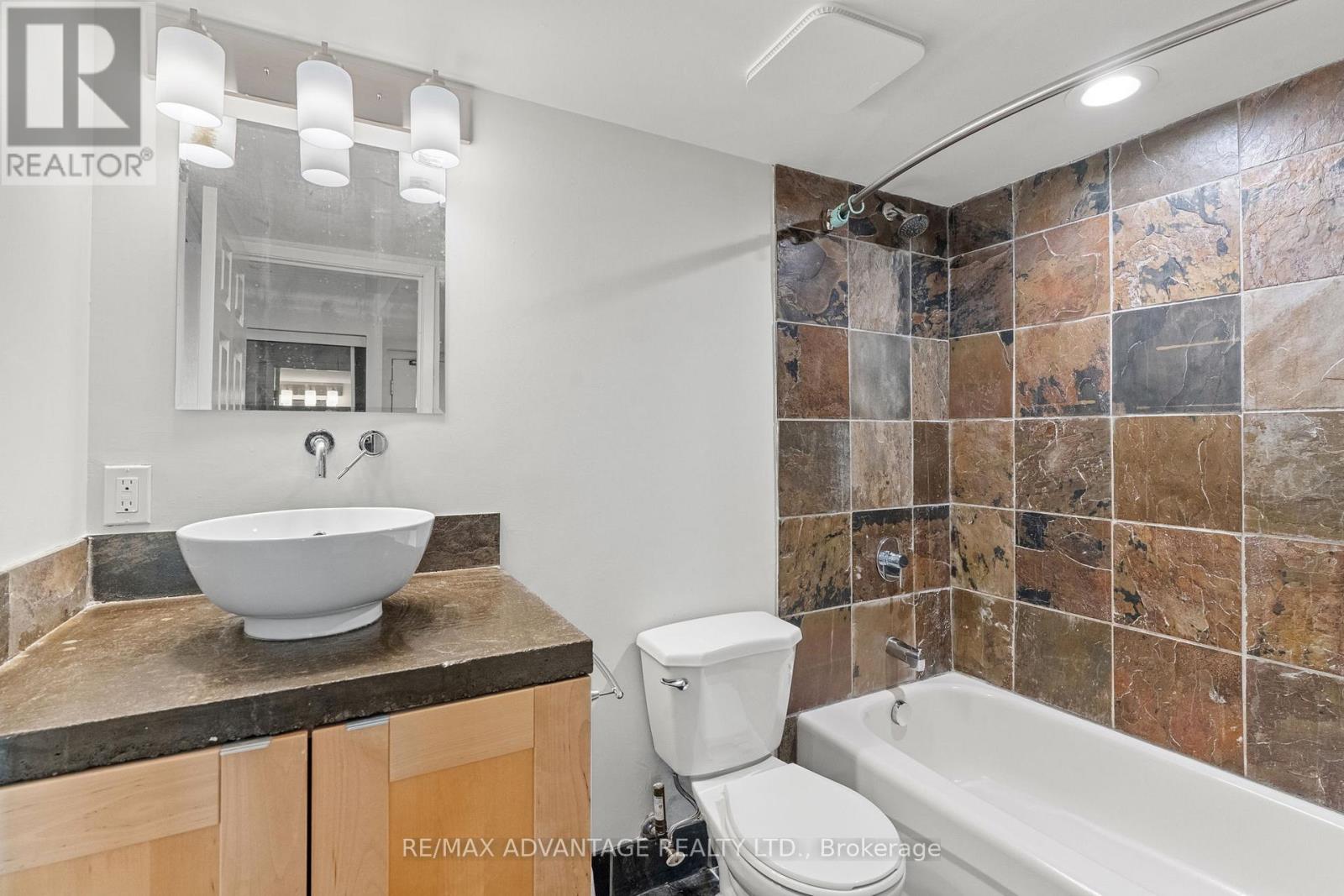704 - 7 Picton Street, London East, Ontario  N6B 3N7 - Photo 28 - X12131521