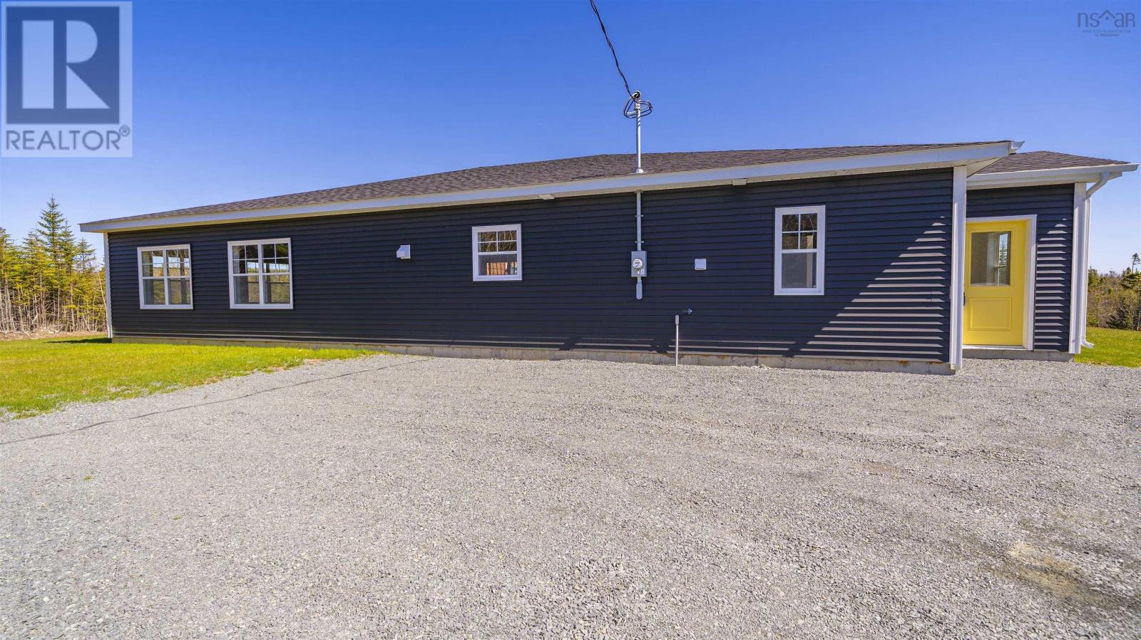 4606 Clam Harbour Road, Clam Bay, Nova Scotia  B0J 2L0 - Photo 2 - 202503194
