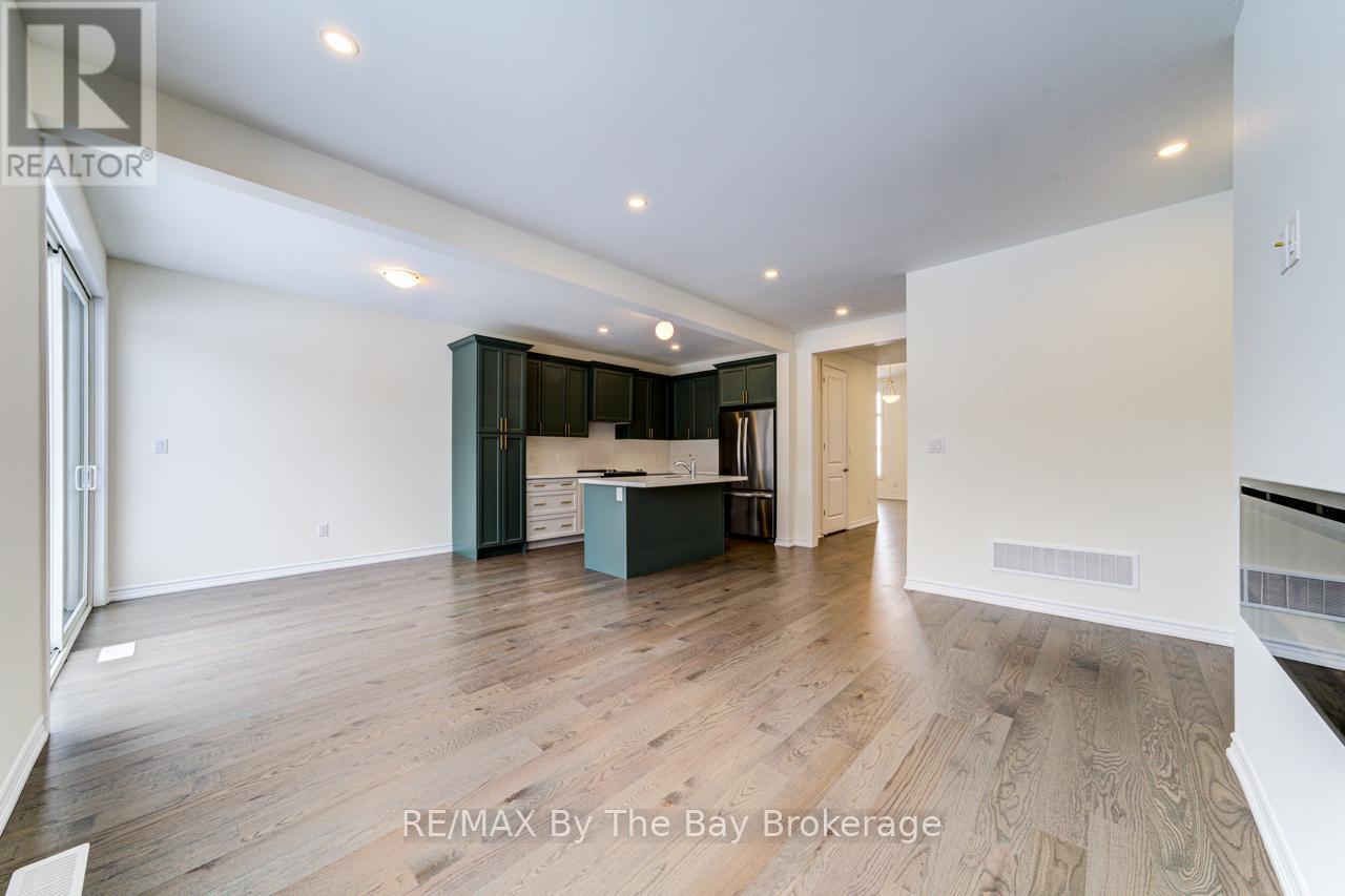 17 Sun Valley Avenue, Wasaga Beach, Ontario  L9Z 0N6 - Photo 11 - S12131385