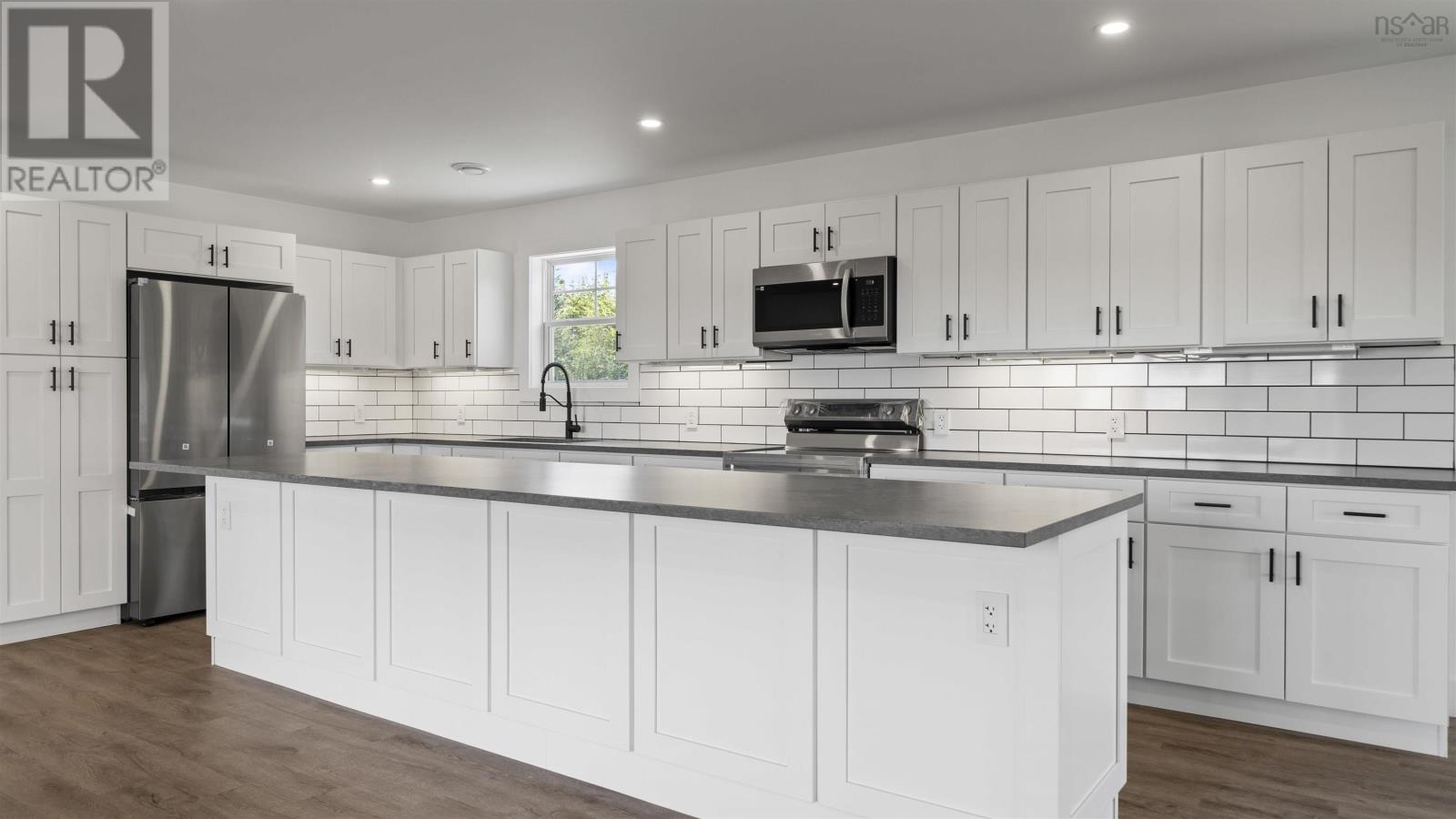 4606 Clam Harbour Road, Clam Bay, Nova Scotia  B0J 2L0 - Photo 3 - 202503194