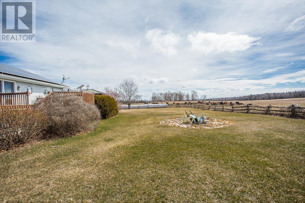 736 Pioneer Rd, Huron Shores, Ontario  P0R 1H0 - Photo 12 - SM251008