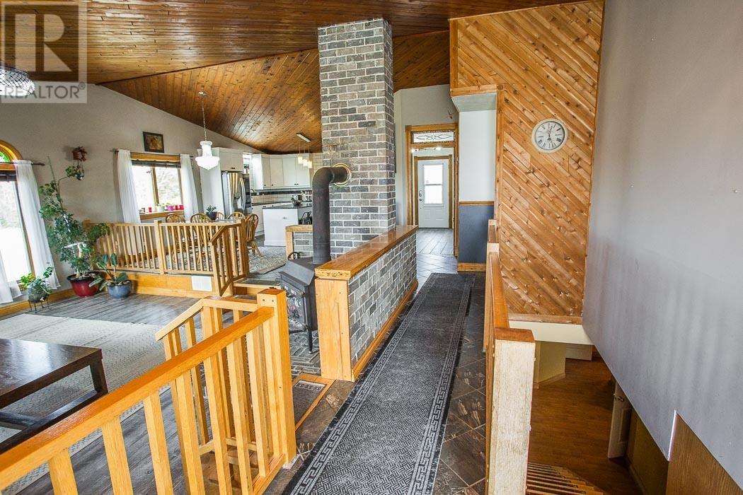 736 Pioneer Rd, Huron Shores, Ontario  P0R 1H0 - Photo 34 - SM251008