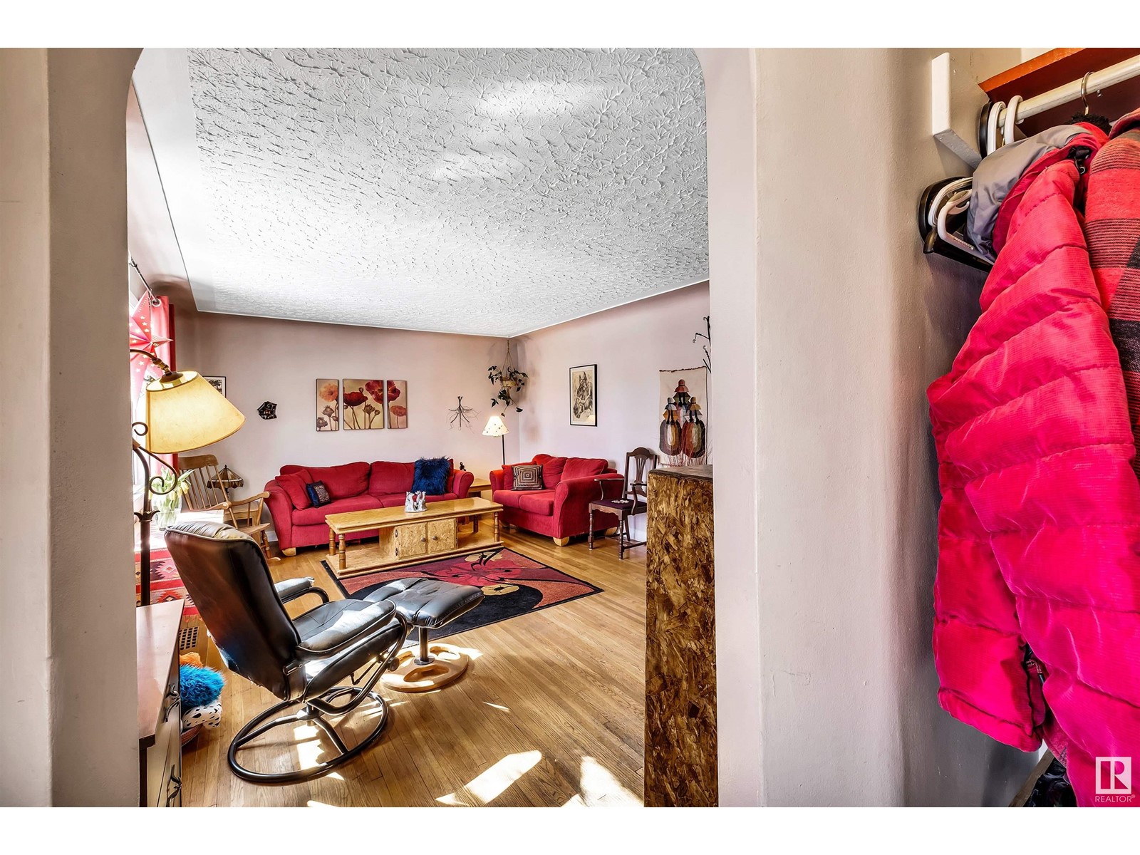 Property at 10962 135 ST NW NW image 4