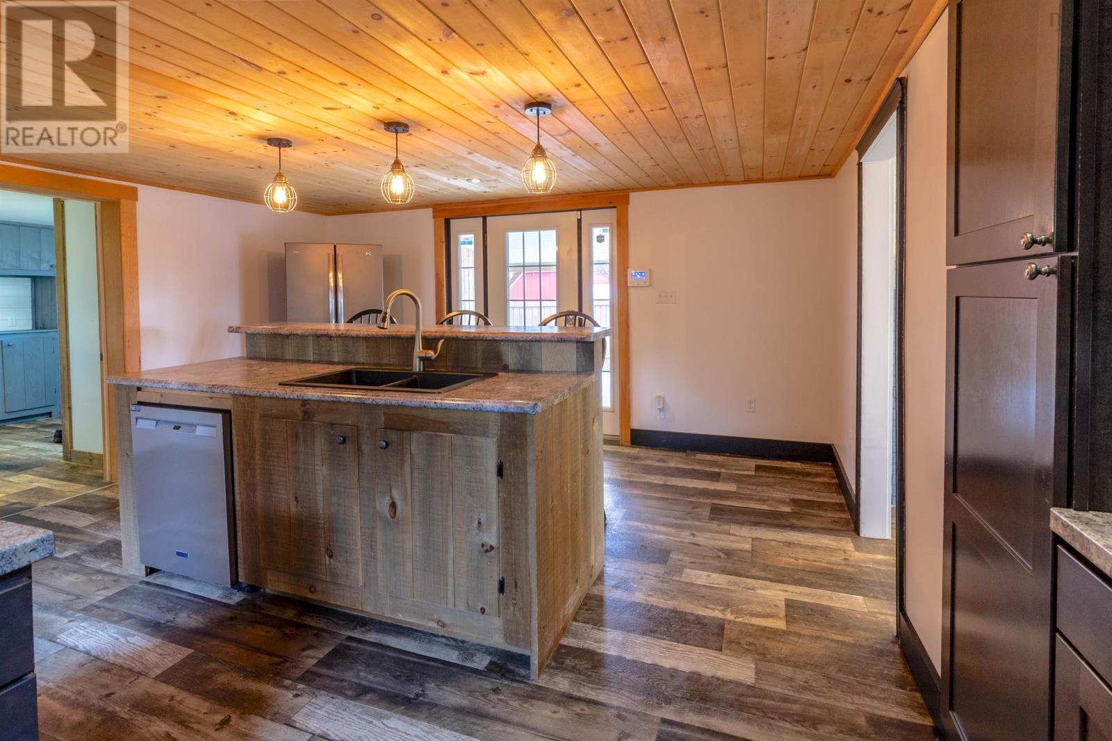 352 Bear Point Road, Bear Point, Nova Scotia  B0W 3B0 - Photo 11 - 202510152