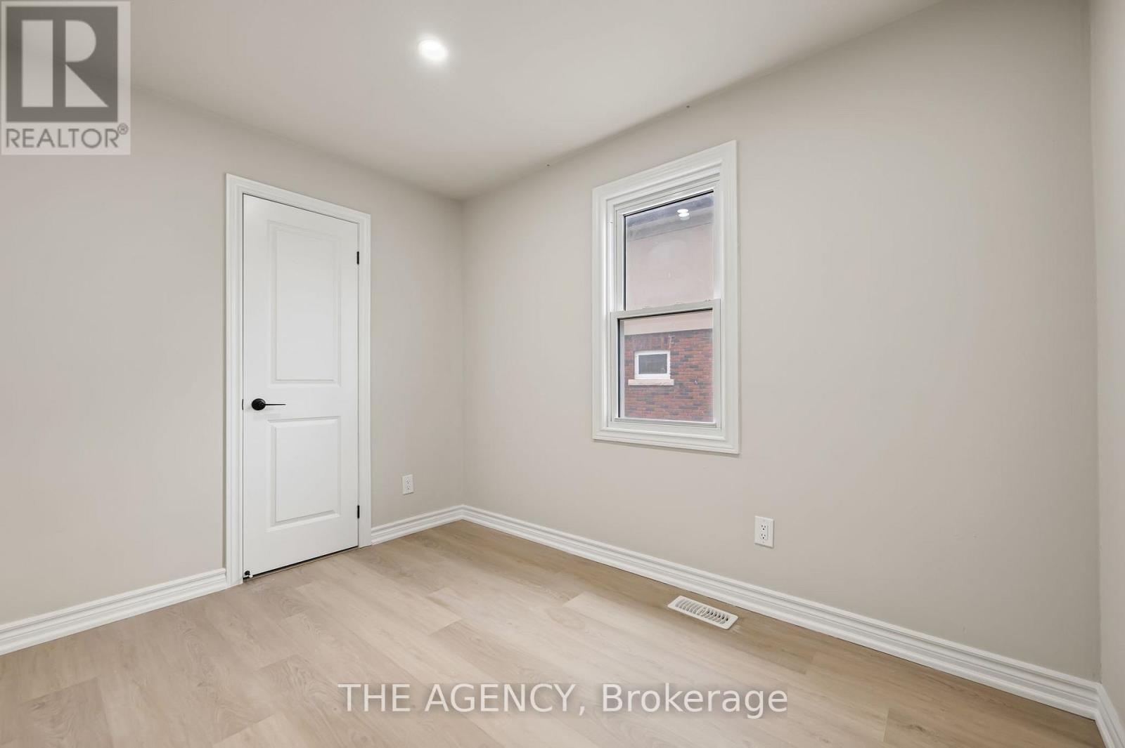 15 Mccain Street, Port Colborne (Main Street), Ontario  L3K 3P7 - Photo 16 - X12131399