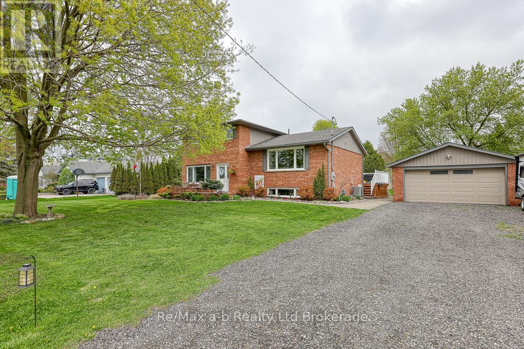 584414 BEACHVILLE ROAD, South-West Oxford, Ontario