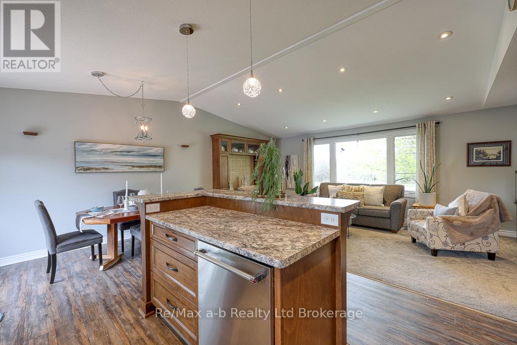 584414 Beachville Road, South-West Oxford, Ontario  N0A 1A0 - Photo 19 - X12131493