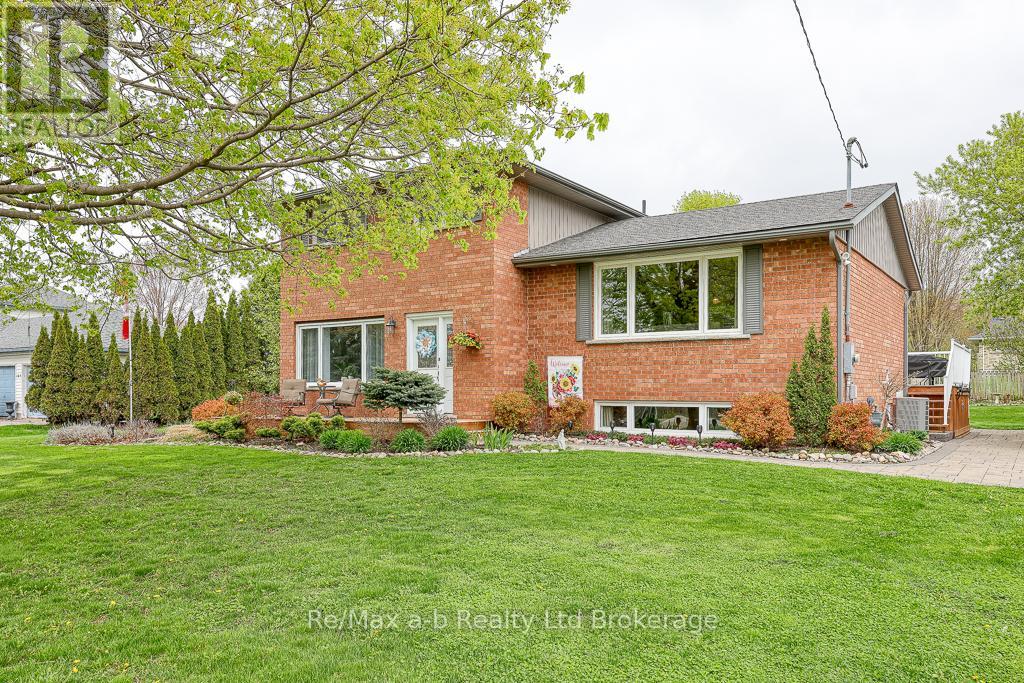 584414 Beachville Road, South-West Oxford, Ontario  N0A 1A0 - Photo 2 - X12131493