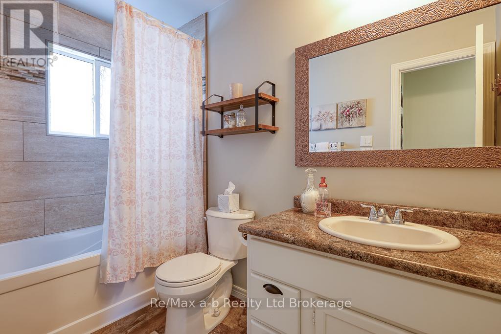 584414 Beachville Road, South-West Oxford, Ontario  N0A 1A0 - Photo 37 - X12131493