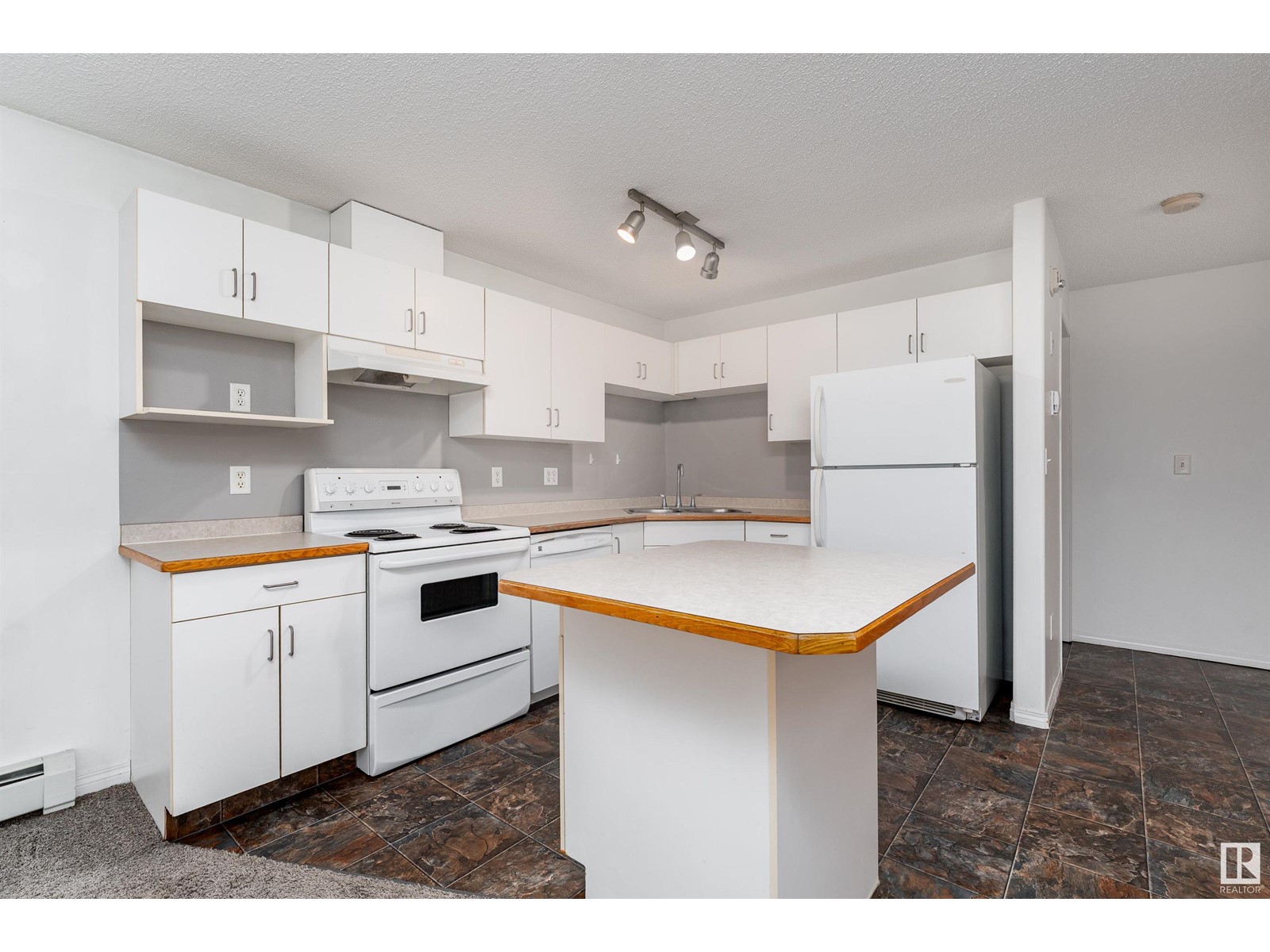 #126 10535 122 St Nw, Edmonton, Alberta  T5N 4B7 - Photo 6 - E4433898