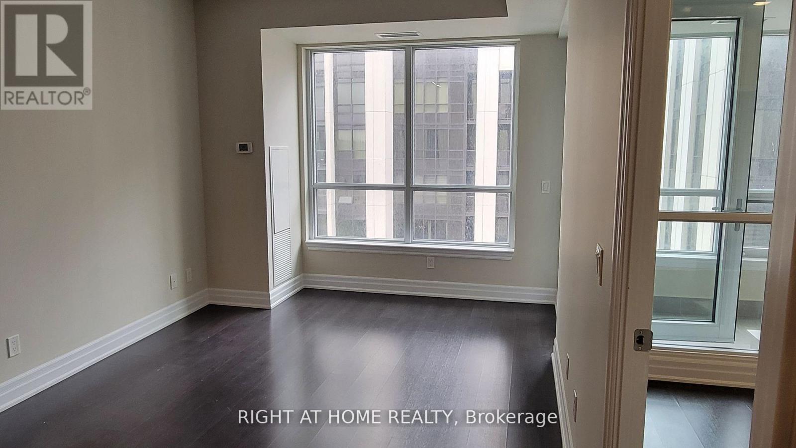 506 - 9085 Jane Street, Vaughan, Ontario  L4K 0L8 - Photo 7 - N12131349