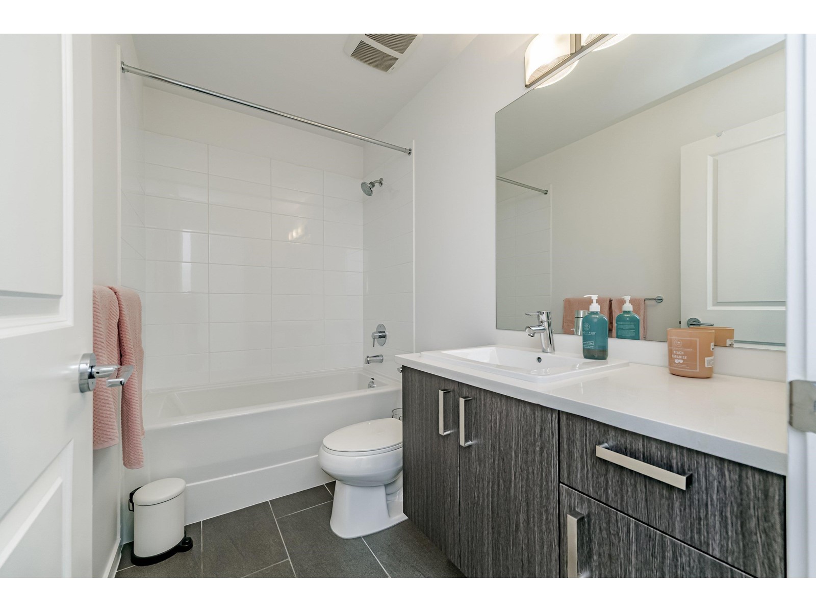 19 15340 Guildford Drive, Surrey, British Columbia  V3R 0C9 - Photo 27 - R2998756