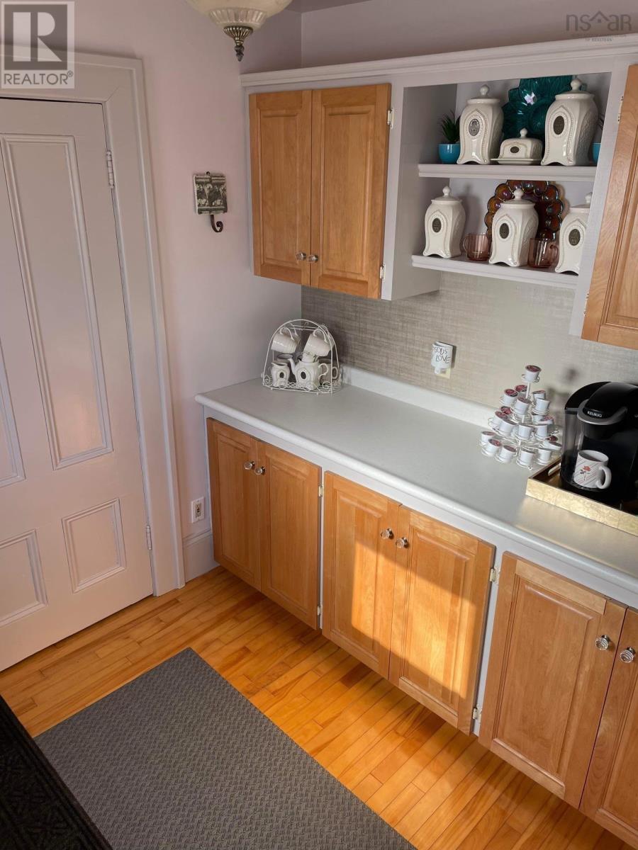 6818 Highway 3, Woods Harbour, Nova Scotia  B0W 2E0 - Photo 4 - 202510157