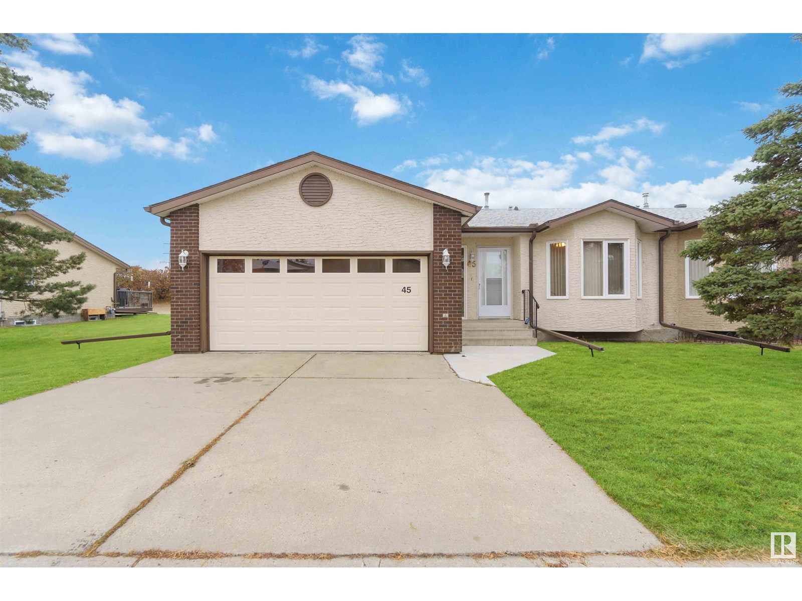 Property at 45 SUNRISE VG image 2