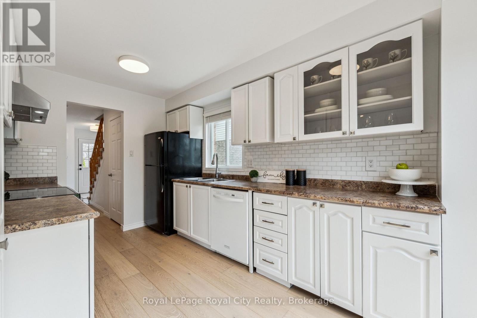 422 Auden Road, Guelph, Ontario  N1E 6V6 - Photo 17 - X12131494