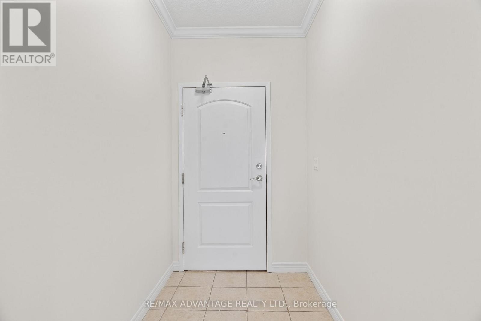 301 - 435 Colborne Street, London East, Ontario  N6B 2T2 - Photo 9 - X12131546