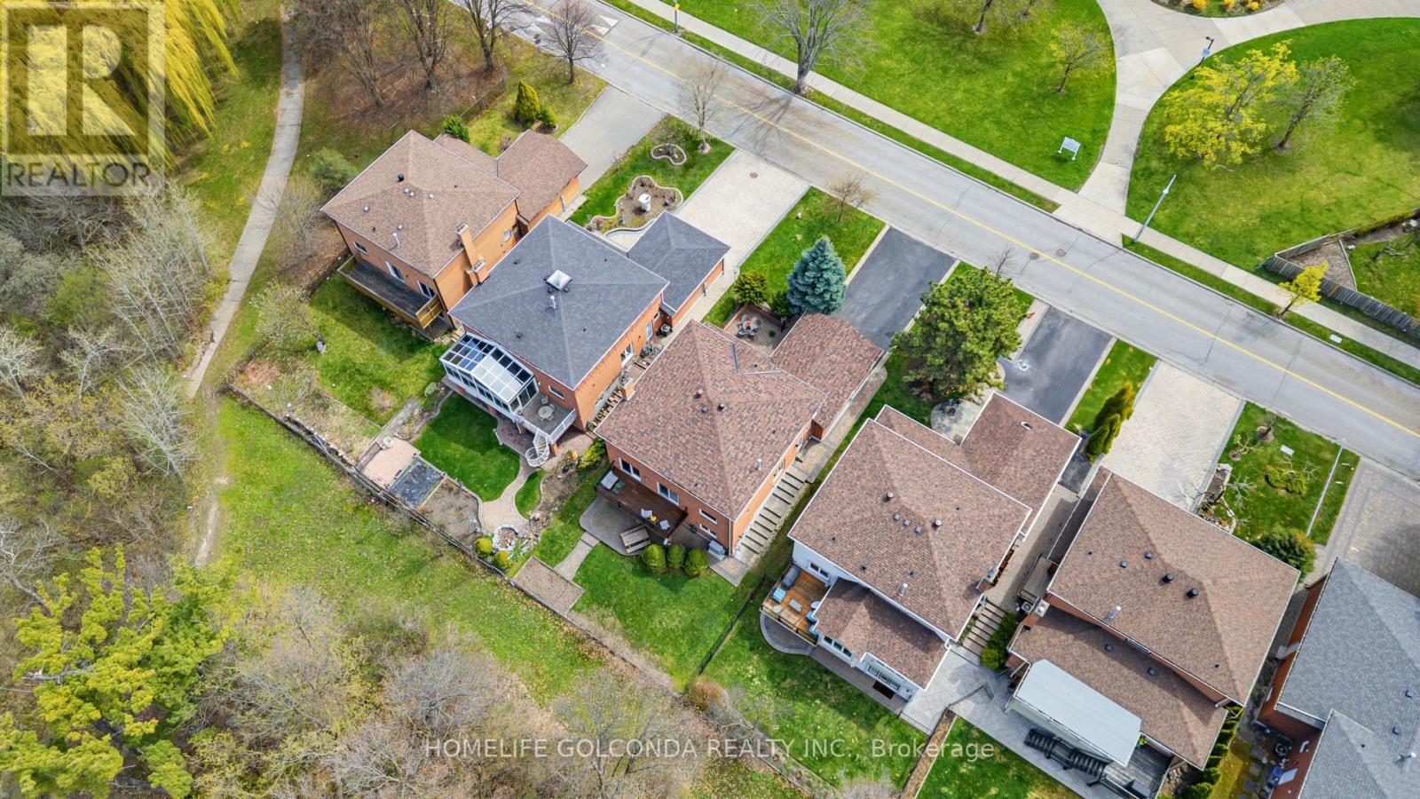 Property at 310 AIRDRIE DRIVE image 2