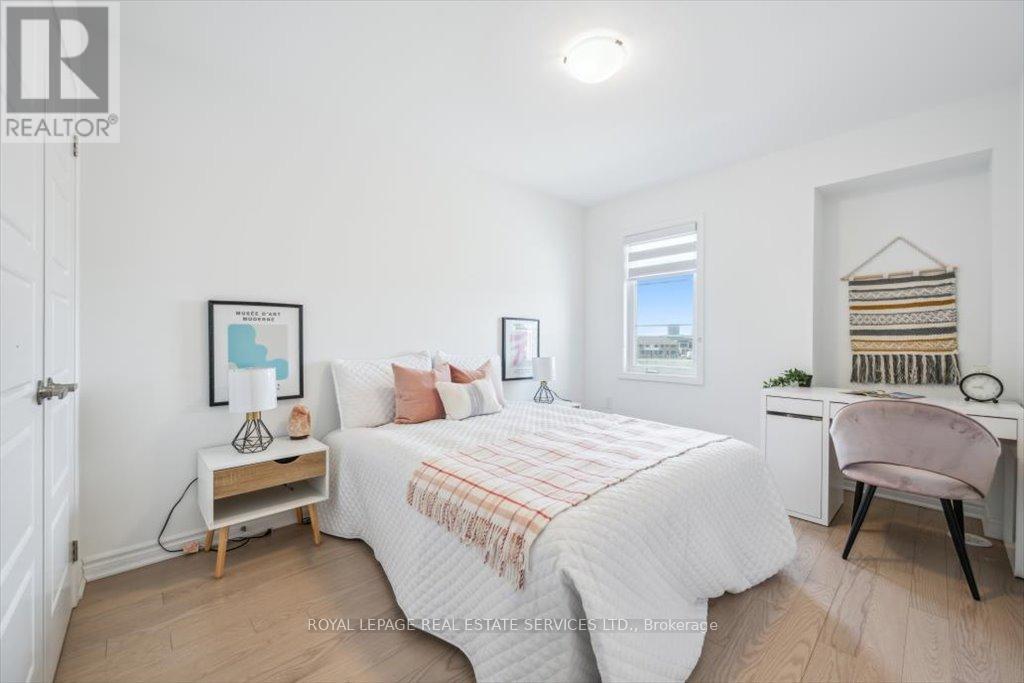 3043 John Mckay Boulevard, Oakville, Ontario  L6H 4K5 - Photo 32 - W12131286