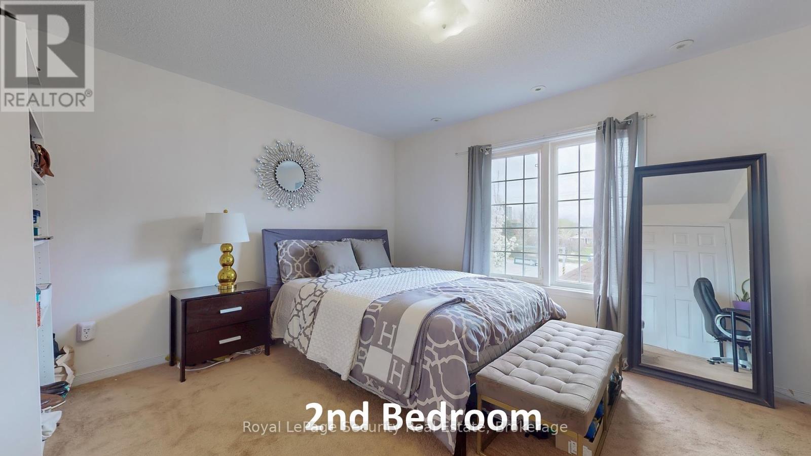 1017 Roselawn Avenue, Toronto, Ontario  M6B 4N1 - Photo 24 - W12131294