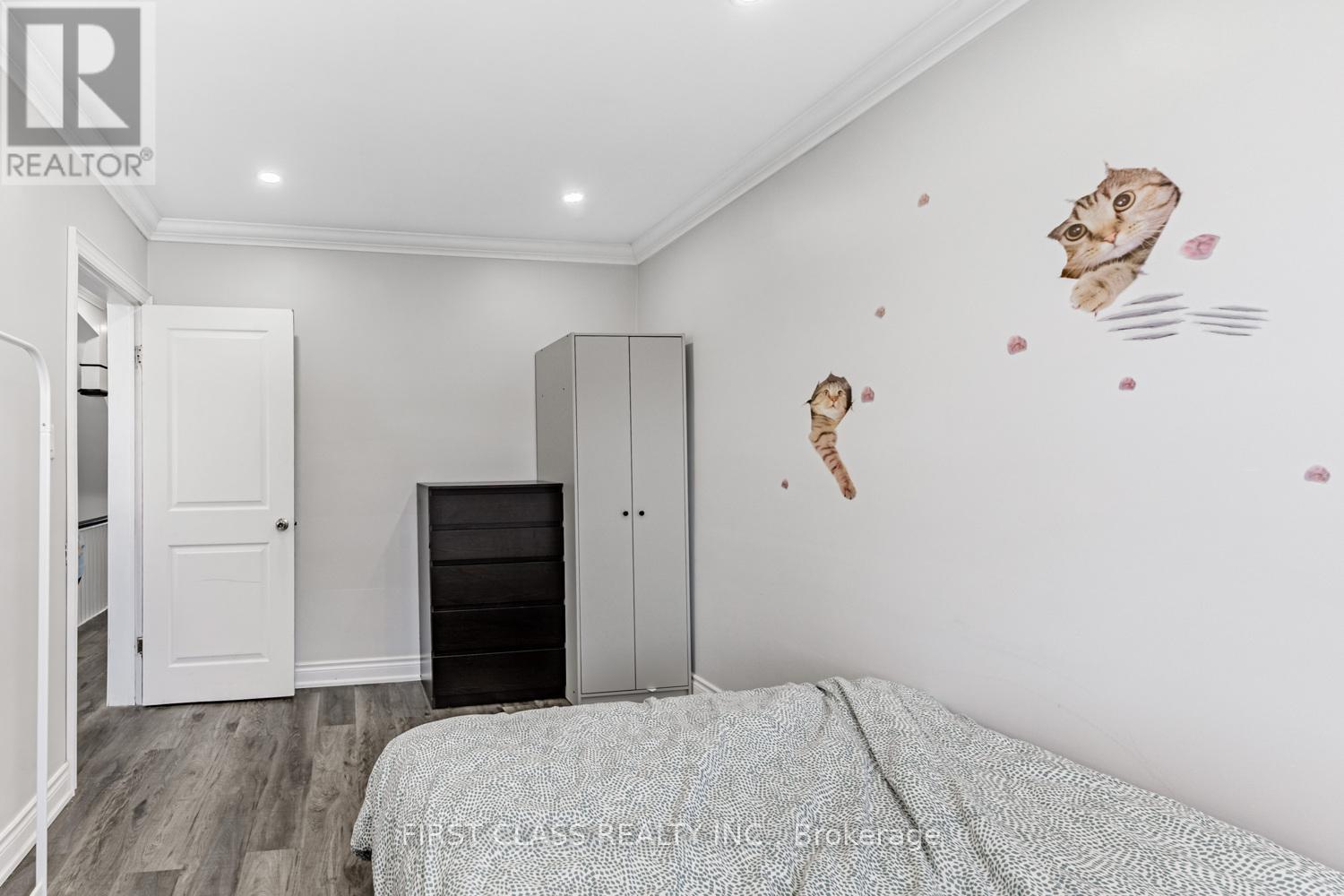 1113 Dufferin Street, Toronto, Ontario  M6H 4B5 - Photo 16 - W12131331