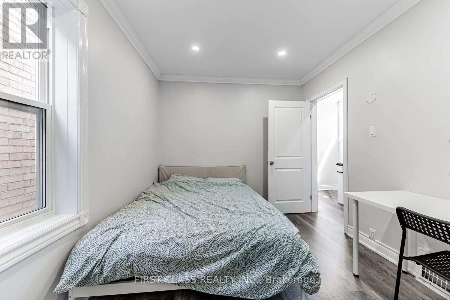 1113 Dufferin Street, Toronto, Ontario  M6H 4B5 - Photo 18 - W12131331