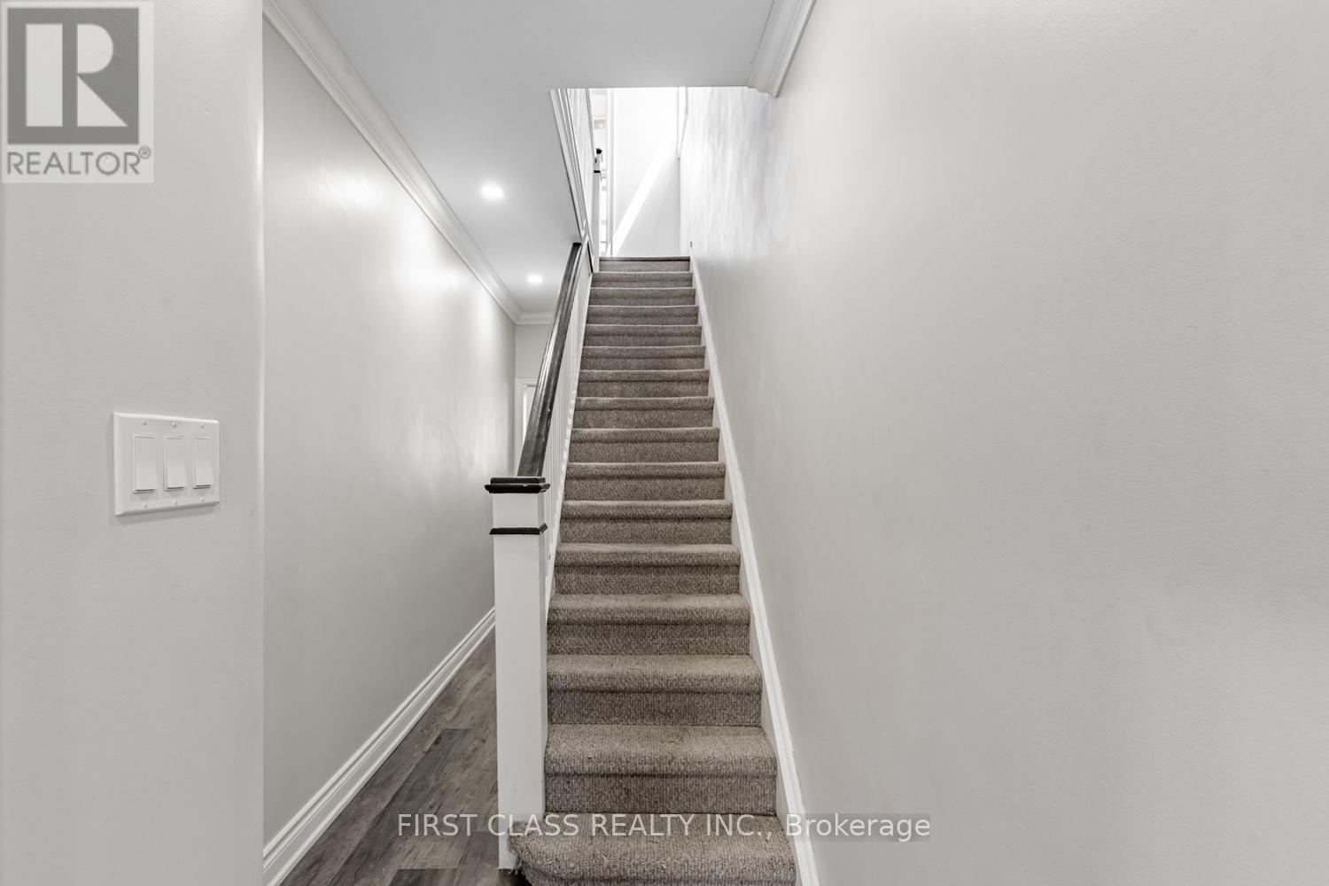 1113 Dufferin Street, Toronto, Ontario  M6H 4B5 - Photo 24 - W12131331