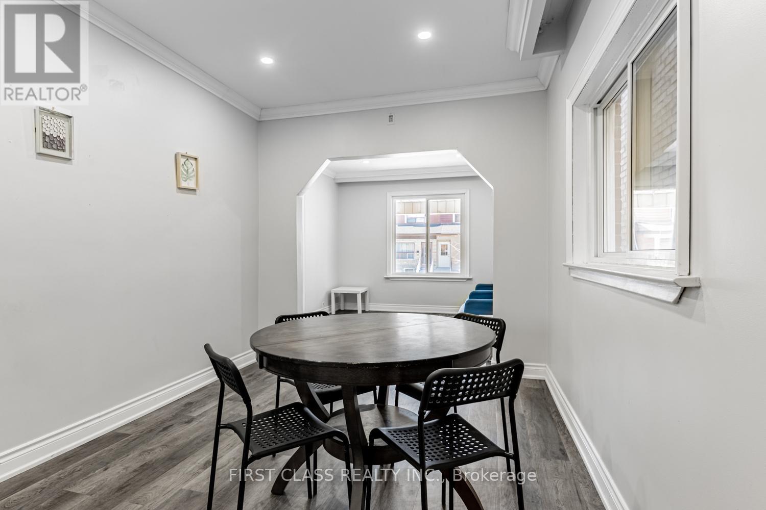 1113 Dufferin Street, Toronto, Ontario  M6H 4B5 - Photo 7 - W12131331