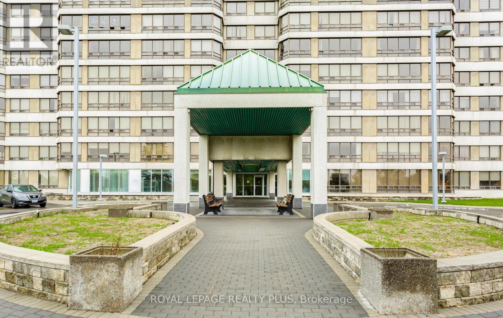 Property at 906 - 320 MILL STREET image 2