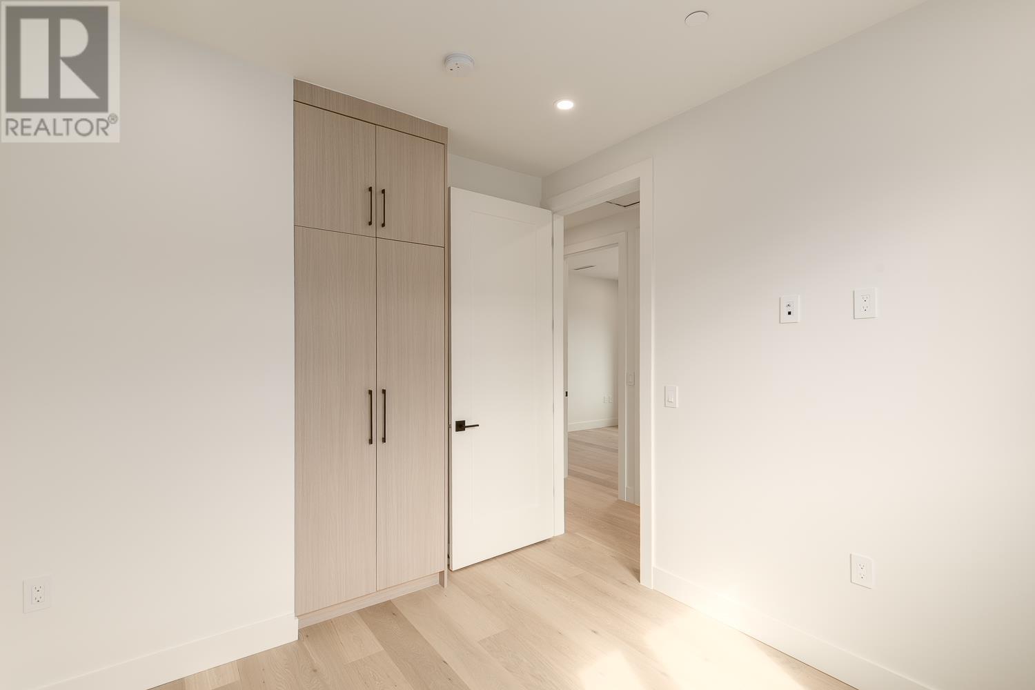 1 2658 Dundas Street, Vancouver, British Columbia  V5K 1P9 - Photo 12 - R2999780