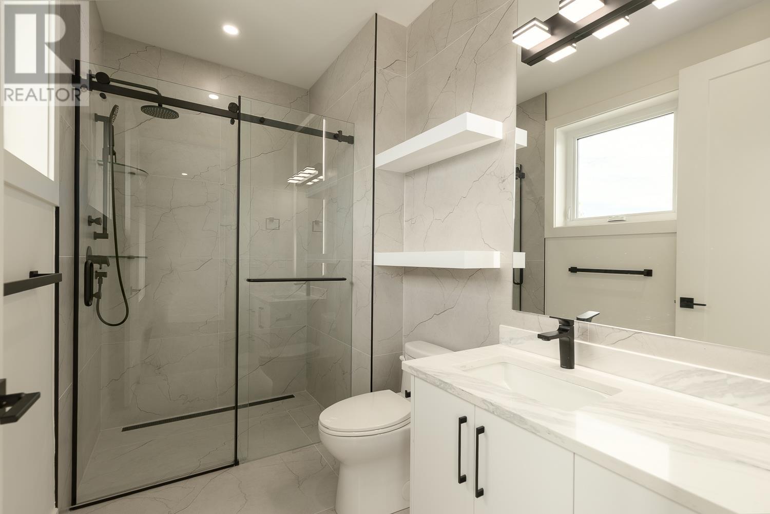 1 2658 Dundas Street, Vancouver, British Columbia  V5K 1P9 - Photo 16 - R2999780