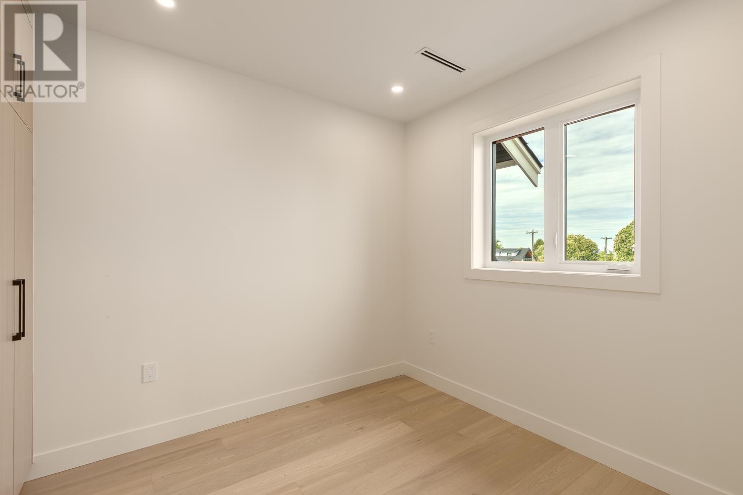 1 2658 Dundas Street, Vancouver, British Columbia  V5K 1P9 - Photo 17 - R2999780