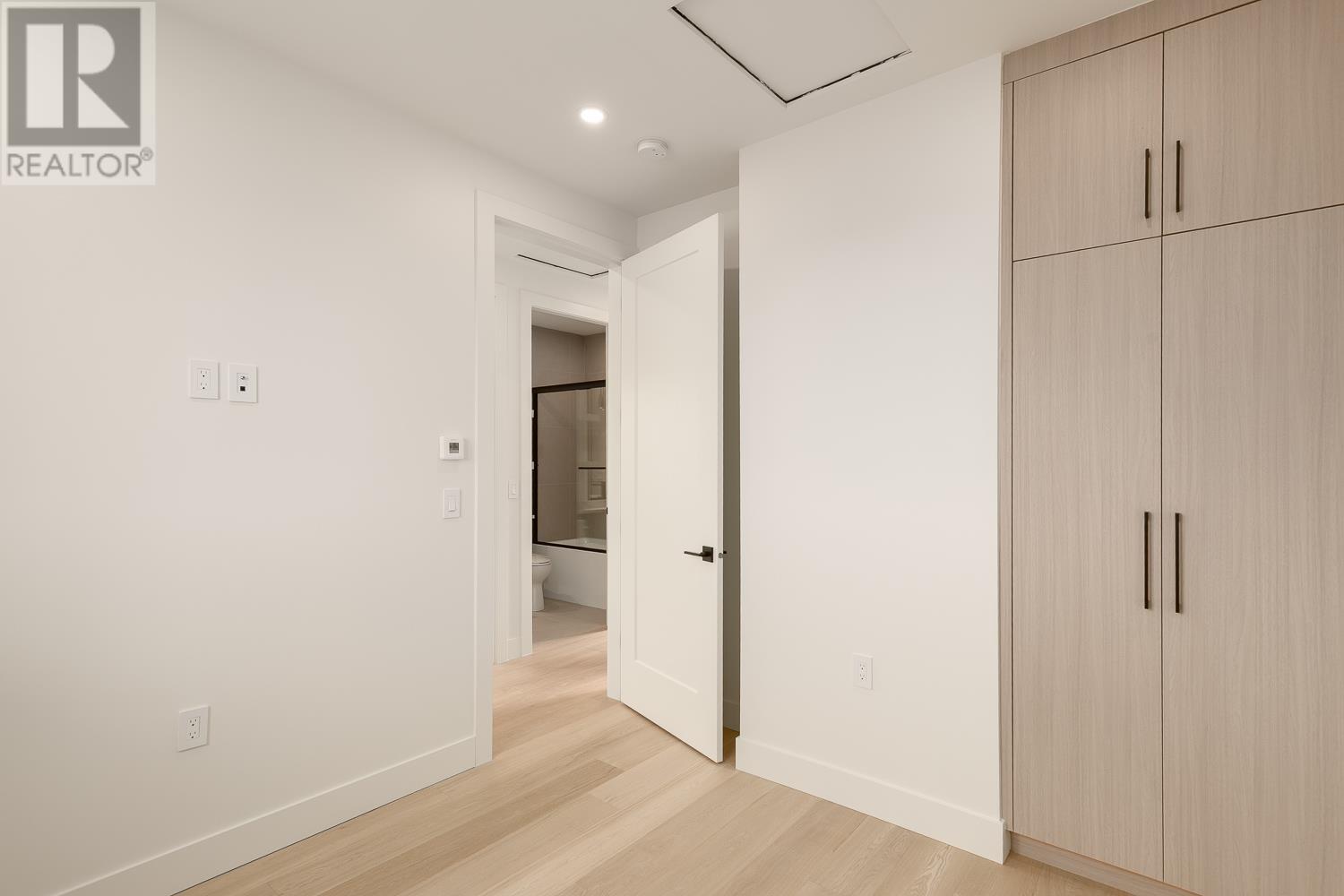 1 2658 Dundas Street, Vancouver, British Columbia  V5K 1P9 - Photo 18 - R2999780