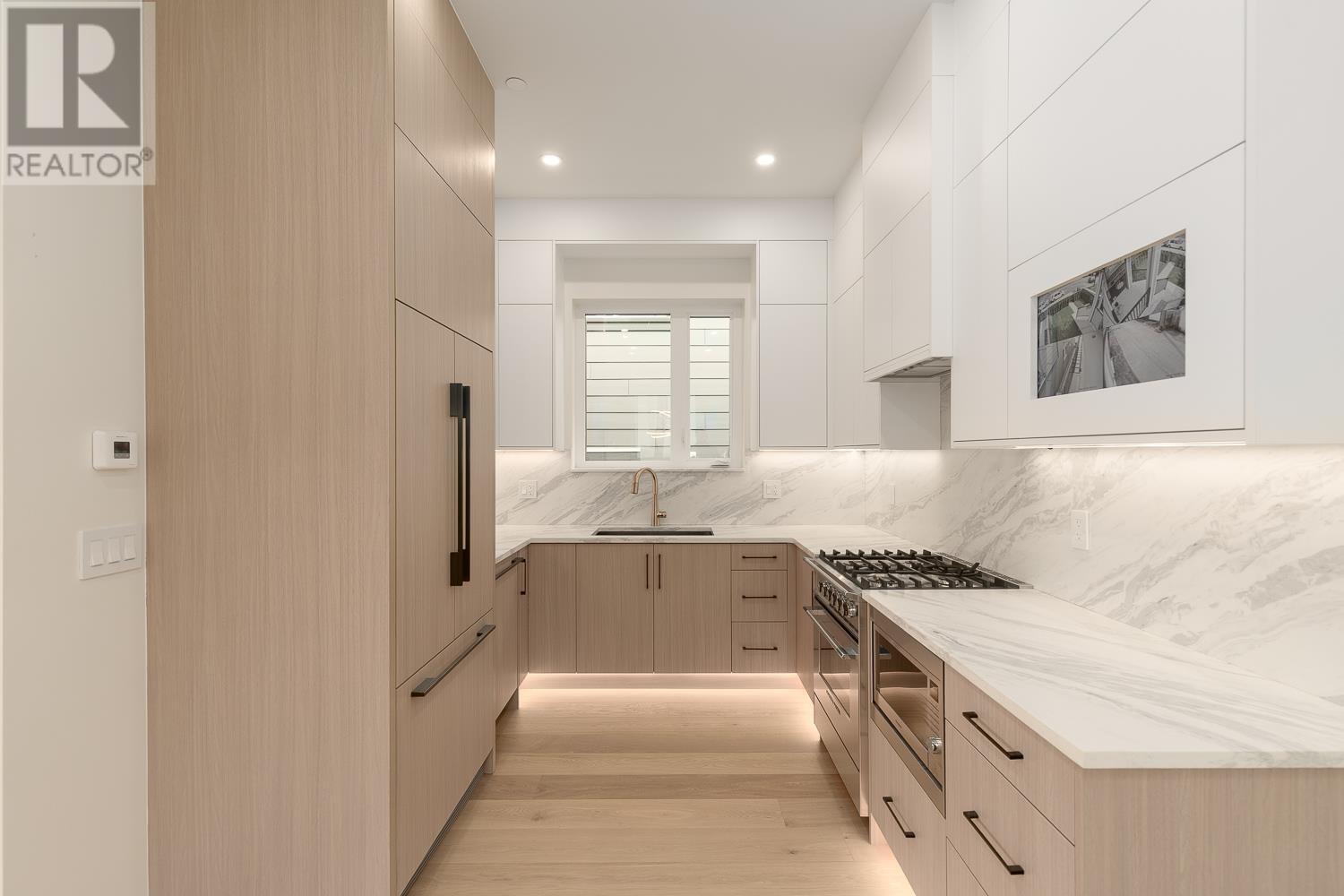 1 2658 Dundas Street, Vancouver, British Columbia  V5K 1P9 - Photo 7 - R2999780