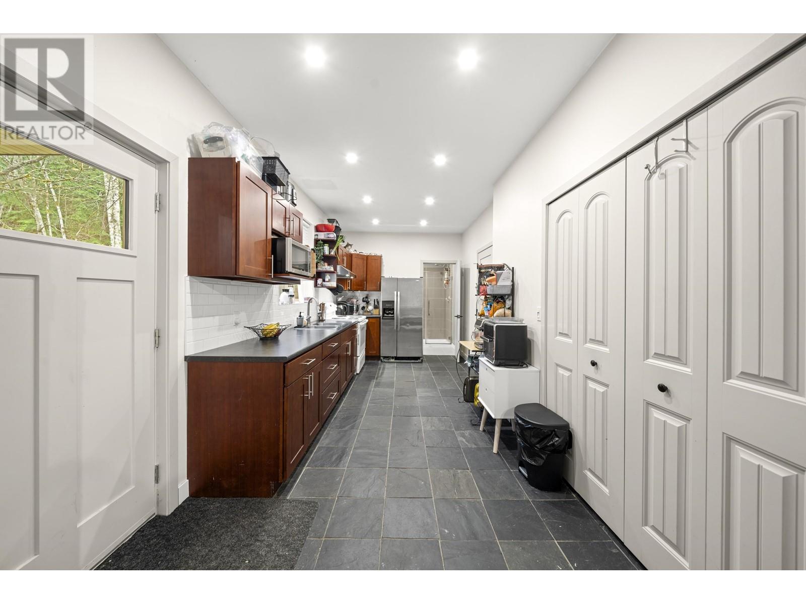 26421 Cunningham Avenue, Maple Ridge, British Columbia  V2W 1M8 - Photo 12 - R2999775
