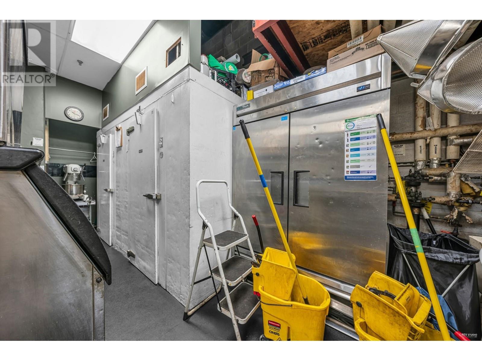 136 W Cordova Street, Vancouver, British Columbia  V0V 0V0 - Photo 13 - C8068982