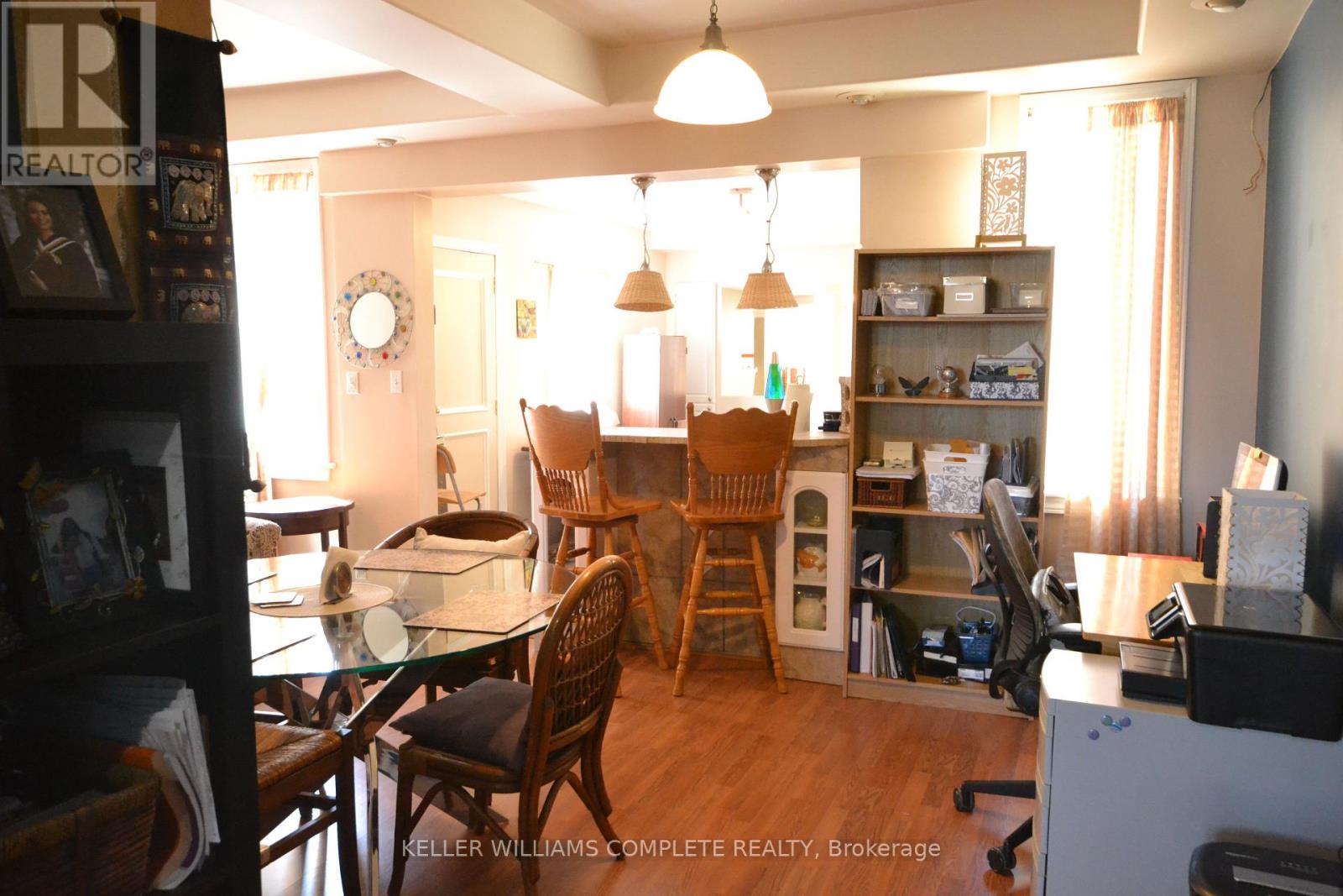 25 Chatham Street, Hamilton (Kirkendall), Ontario  L8P 2B3 - Photo 10 - X12131320