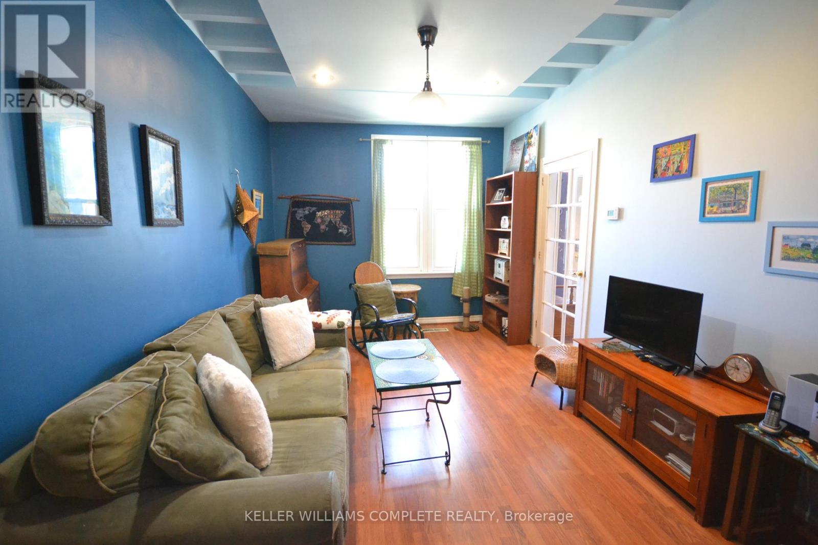 25 Chatham Street, Hamilton (Kirkendall), Ontario  L8P 2B3 - Photo 11 - X12131320