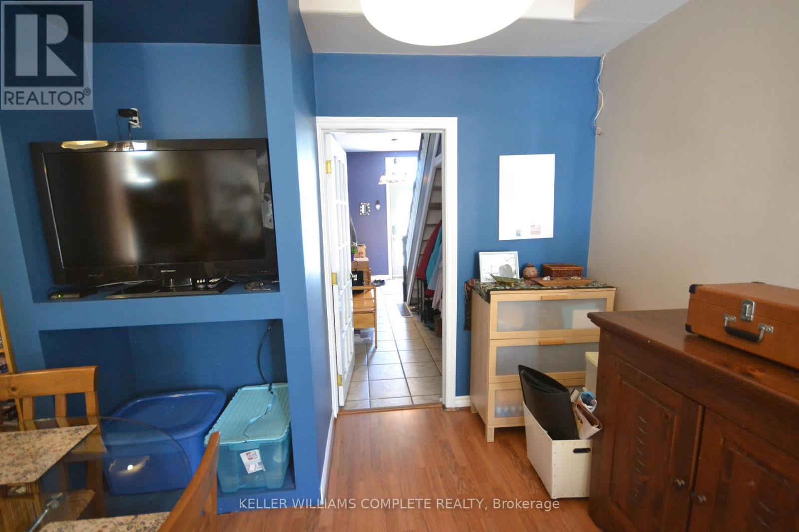 25 Chatham Street, Hamilton (Kirkendall), Ontario  L8P 2B3 - Photo 13 - X12131320