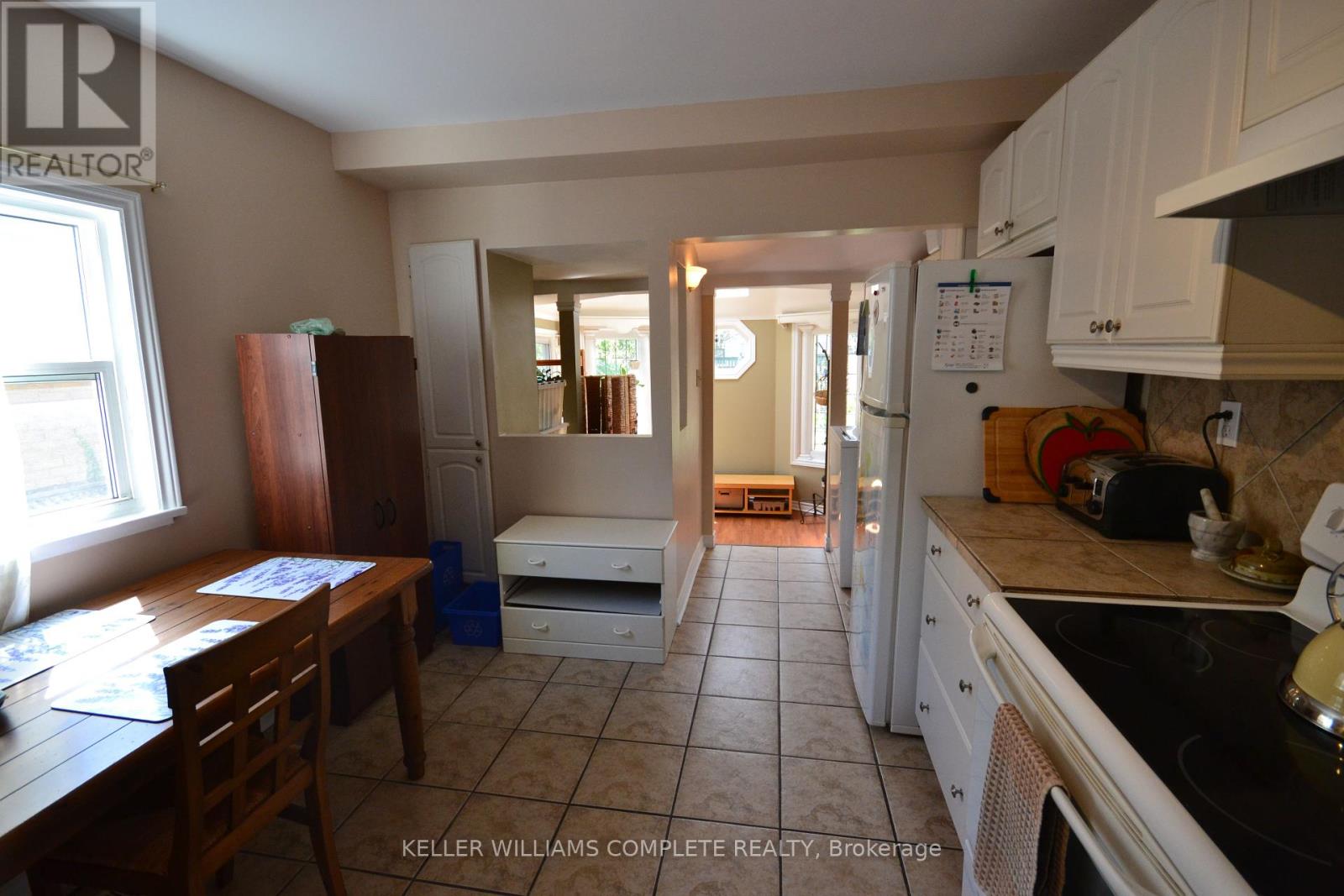25 Chatham Street, Hamilton (Kirkendall), Ontario  L8P 2B3 - Photo 15 - X12131320