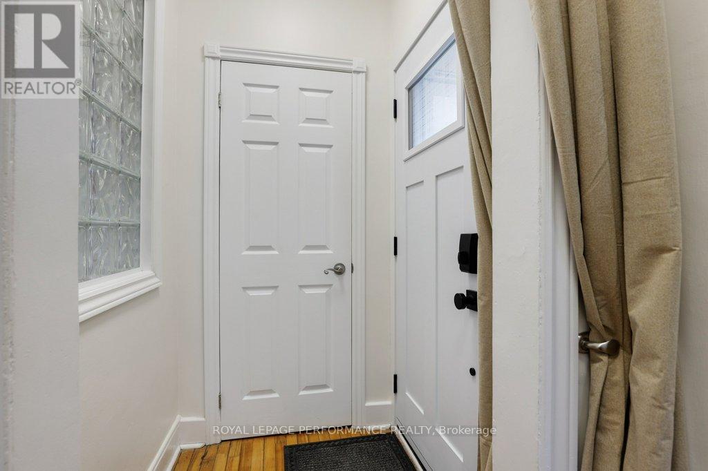 327 Crichton Street, Ottawa, Ontario  K1M 1W3 - Photo 9 - X12131598