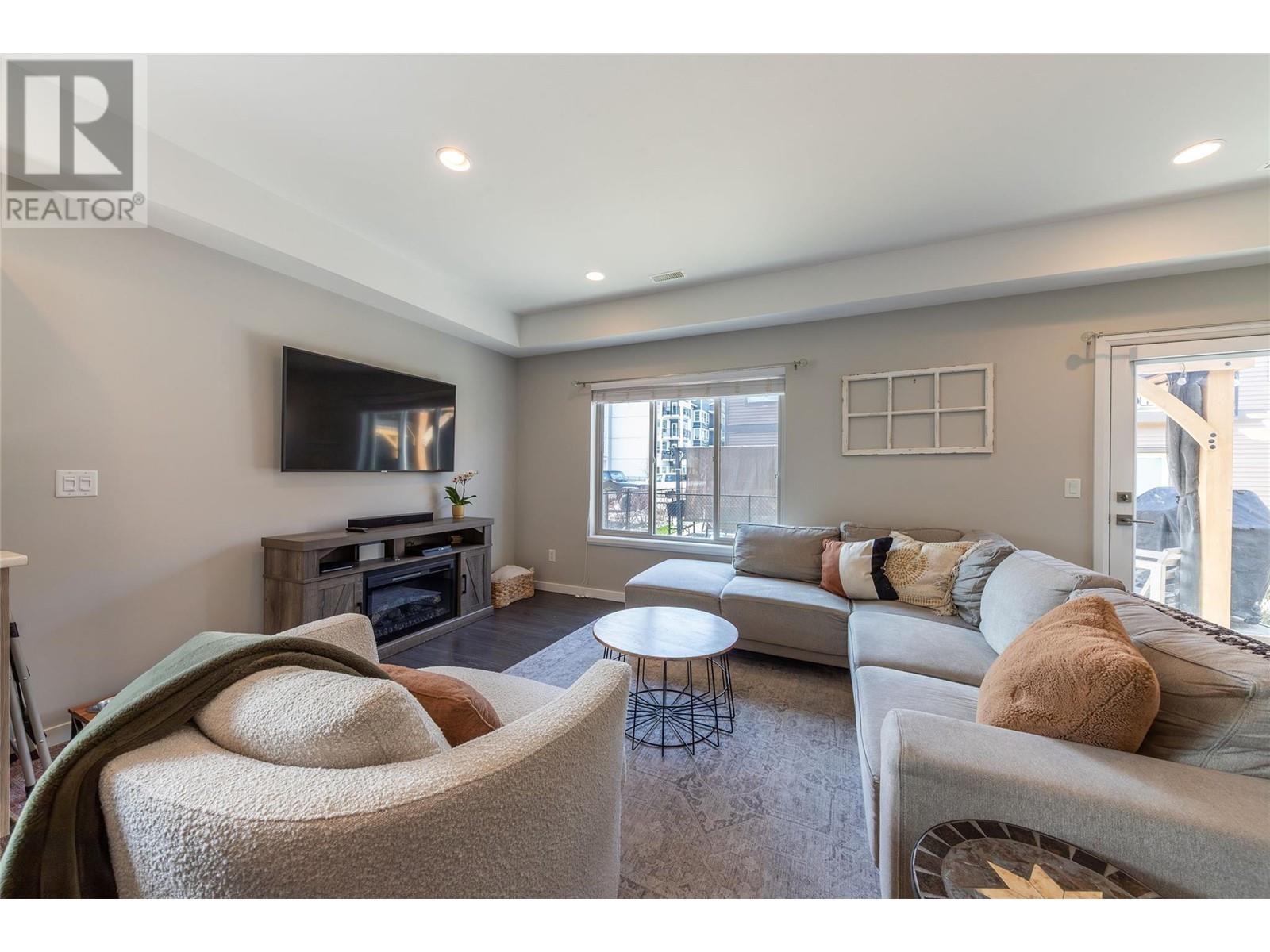 Property at 1850 HUGH ALLAN Drive Unit# 123 Lot# 29 image 3