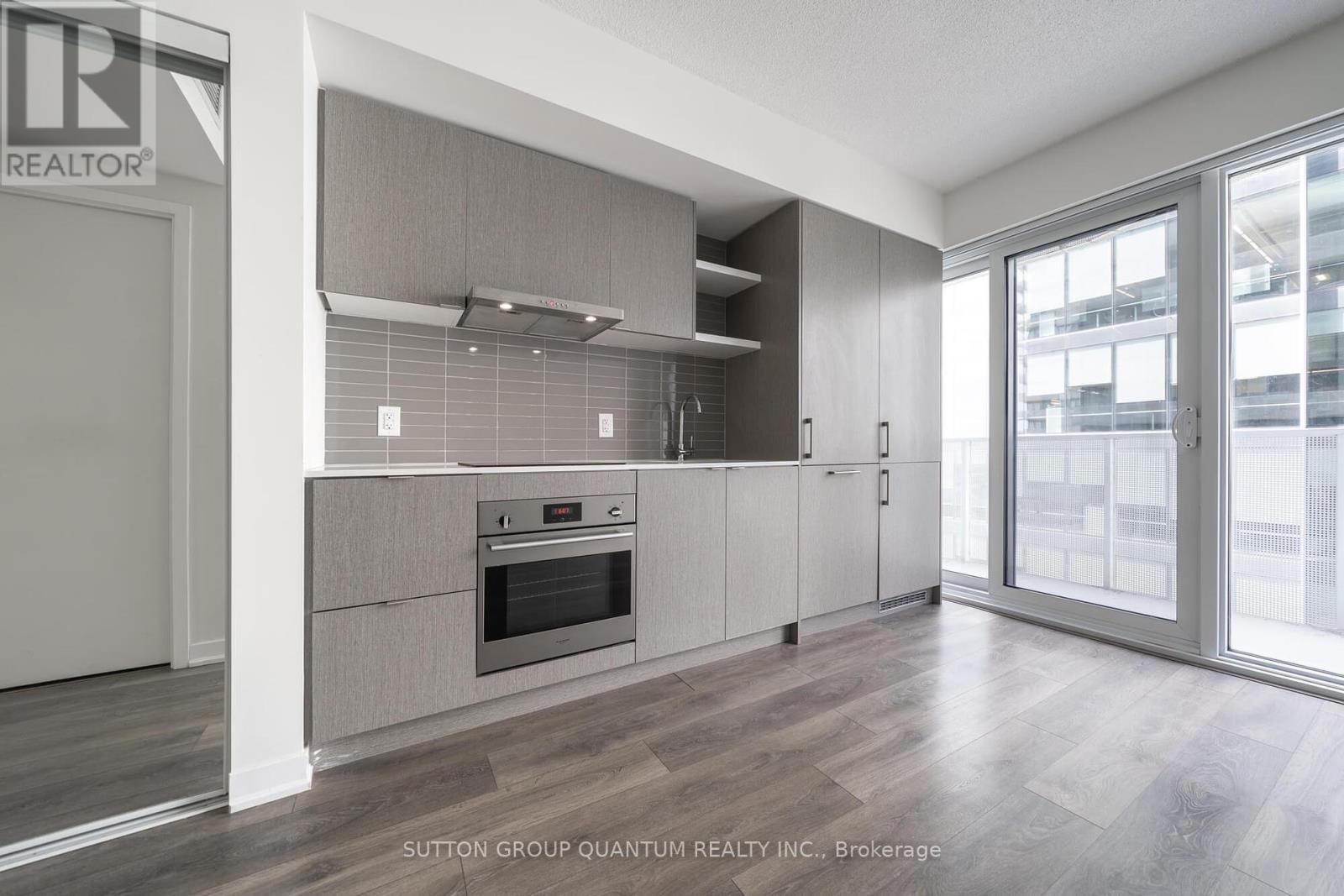 4111 - 100 Harbour Street, Toronto, Ontario  M5J 0B5 - Photo 4 - C12131433