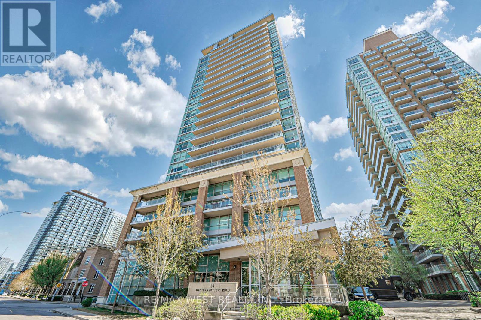 2311 - 80 WESTERN BATTERY ROAD, Toronto, Ontario