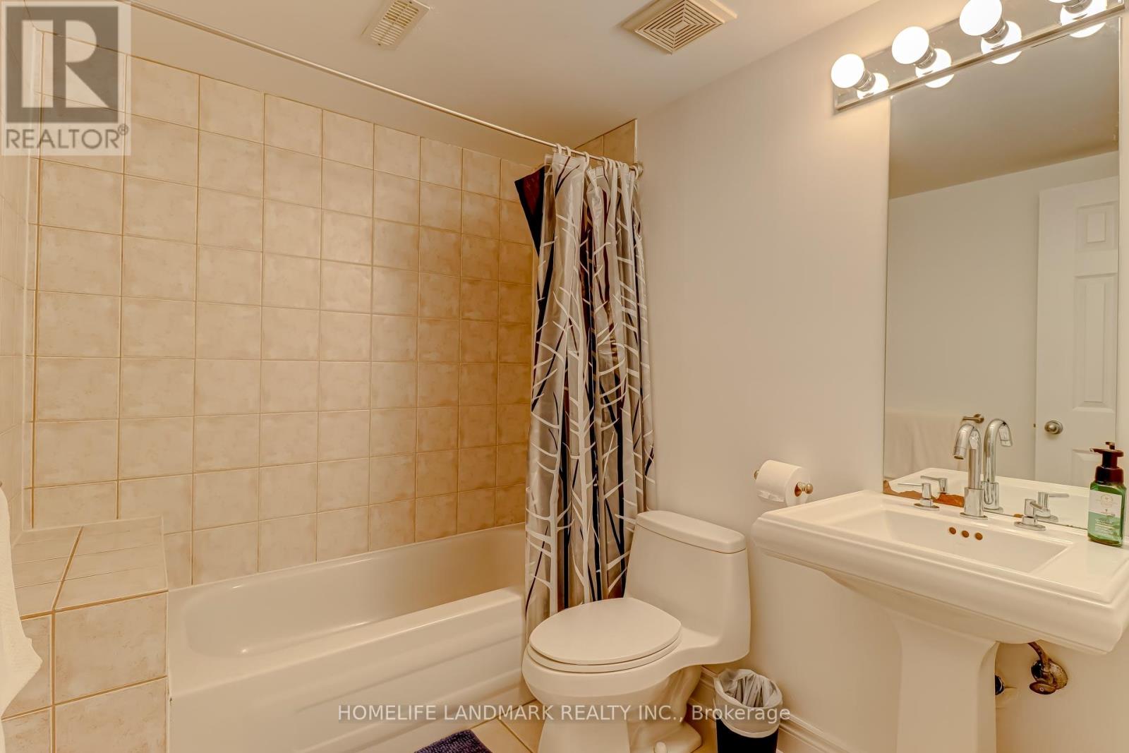217 Wilfred Avenue, Toronto, Ontario  M2N 5E2 - Photo 27 - C12131537