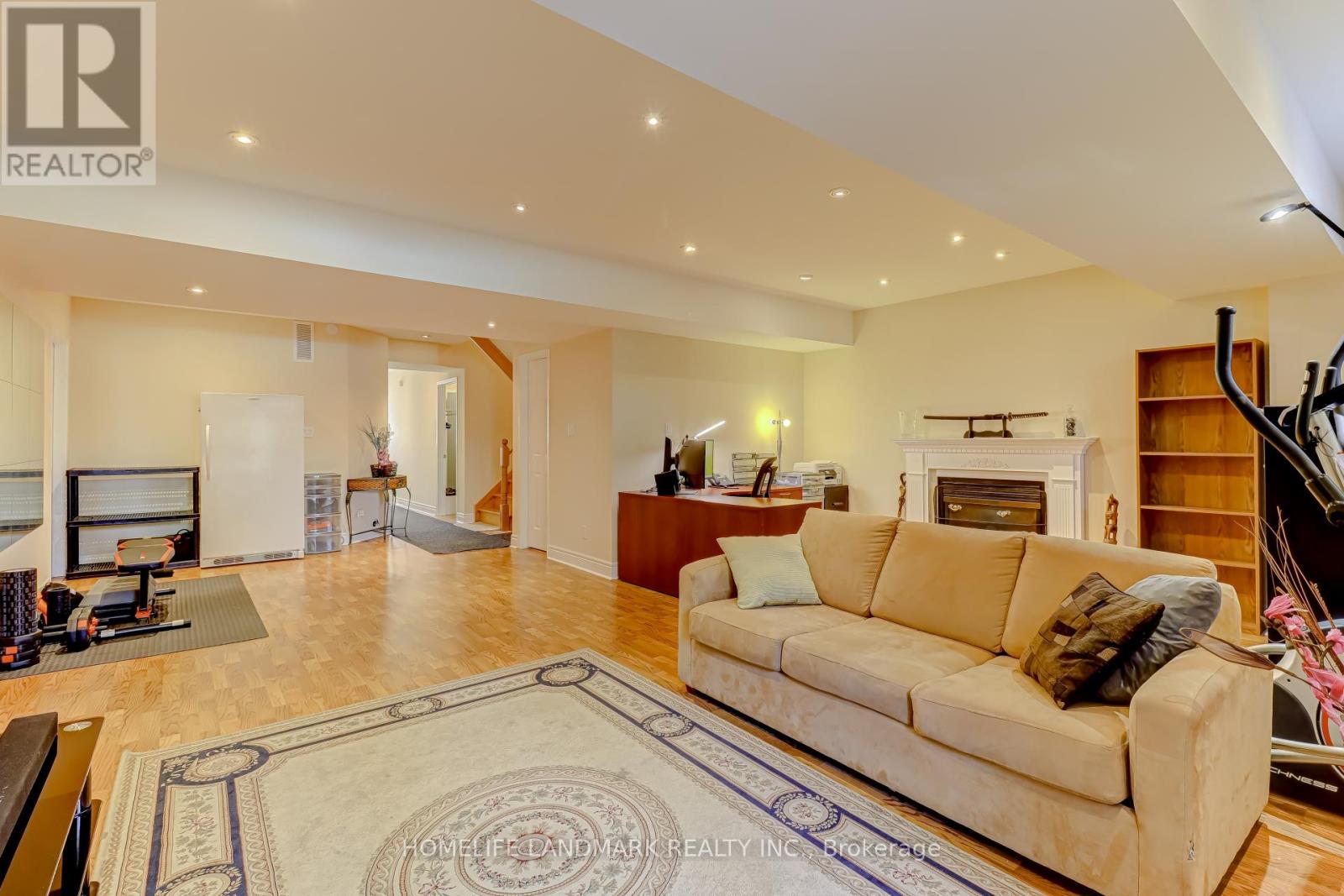 217 Wilfred Avenue, Toronto, Ontario  M2N 5E2 - Photo 30 - C12131537