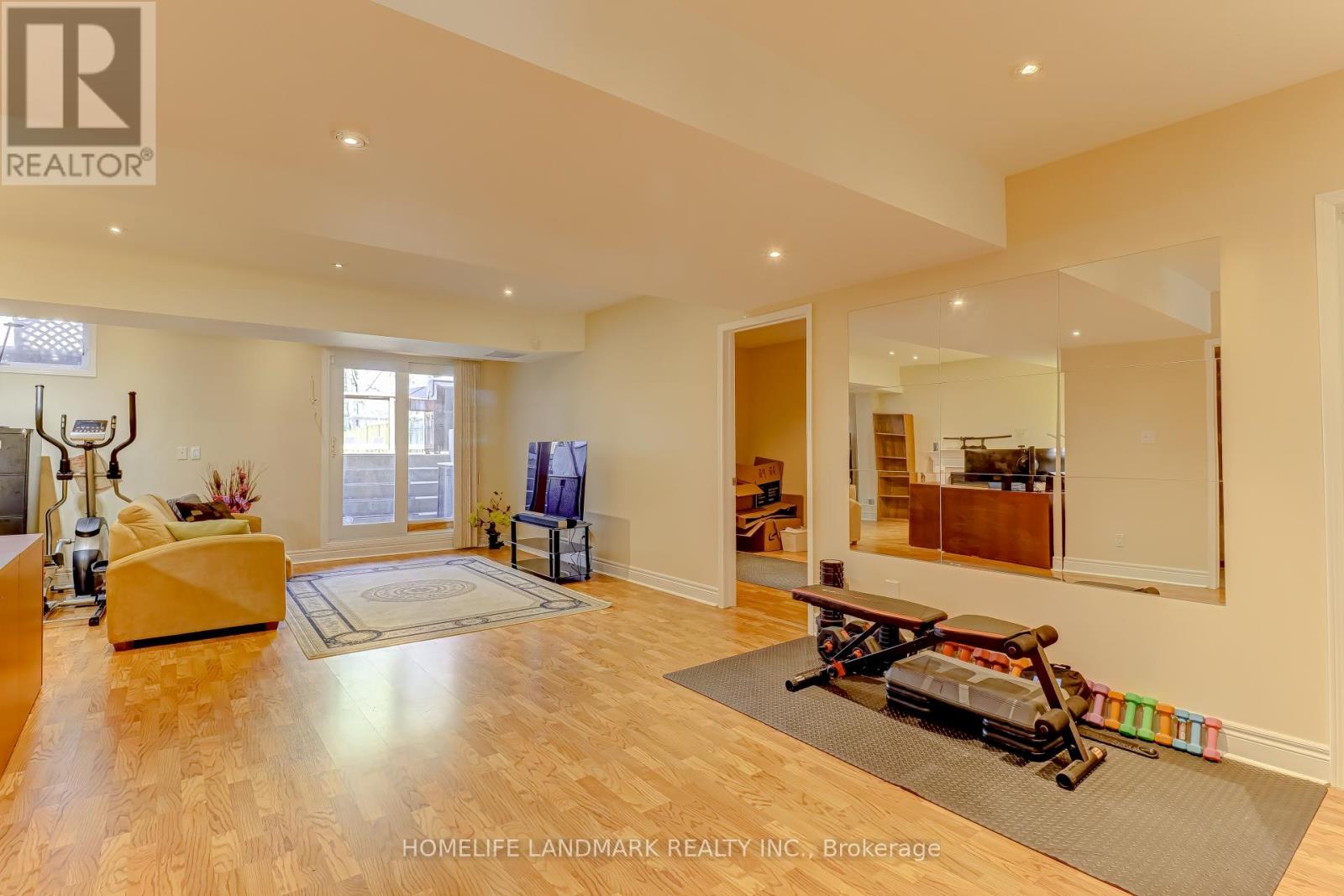 217 Wilfred Avenue, Toronto, Ontario  M2N 5E2 - Photo 31 - C12131537