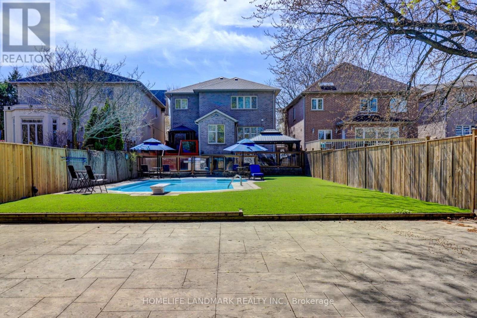 217 Wilfred Avenue, Toronto, Ontario  M2N 5E2 - Photo 34 - C12131537